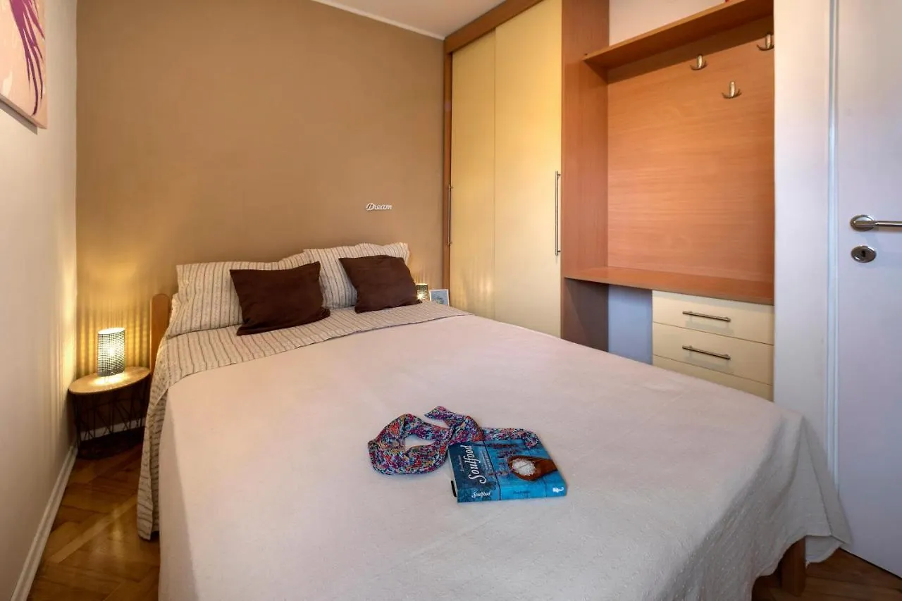 B Apartment Ravni